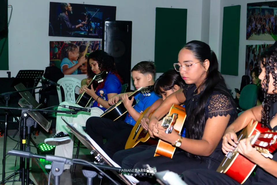 Orquestra de Violões: foto 3 de 3