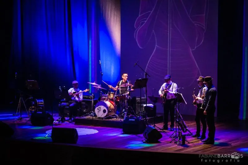 Banda Realce: foto 1 de 2
